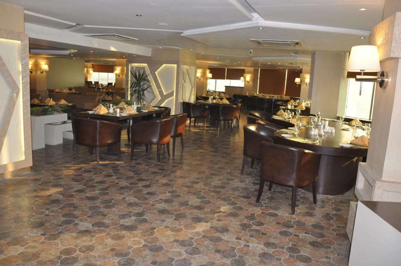 Fort Continental Hotel Peshawar Eksteriør billede