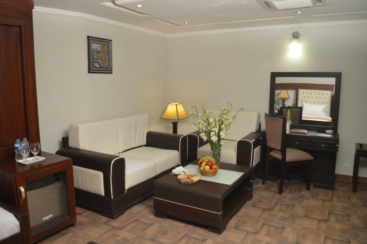 Fort Continental Hotel Peshawar Eksteriør billede