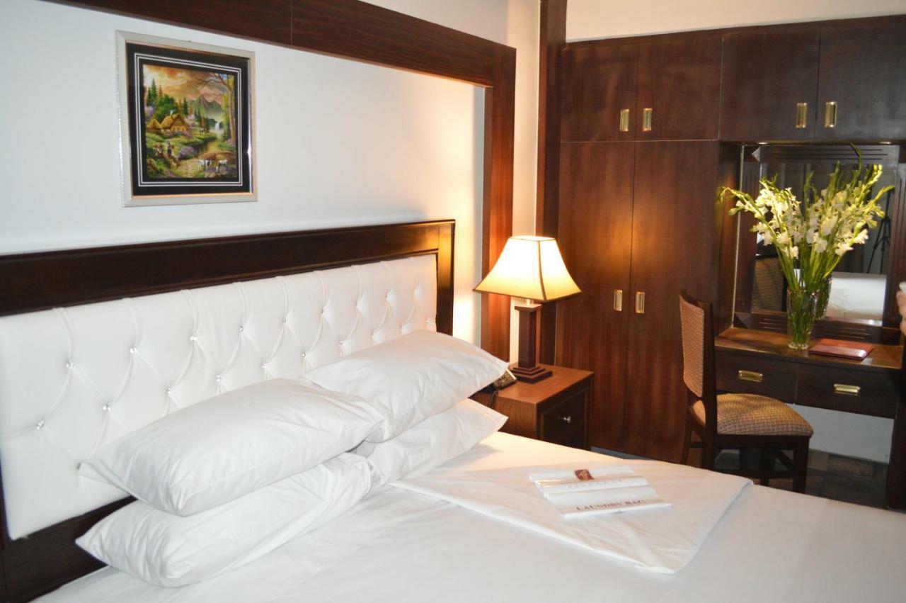 Fort Continental Hotel Peshawar Eksteriør billede