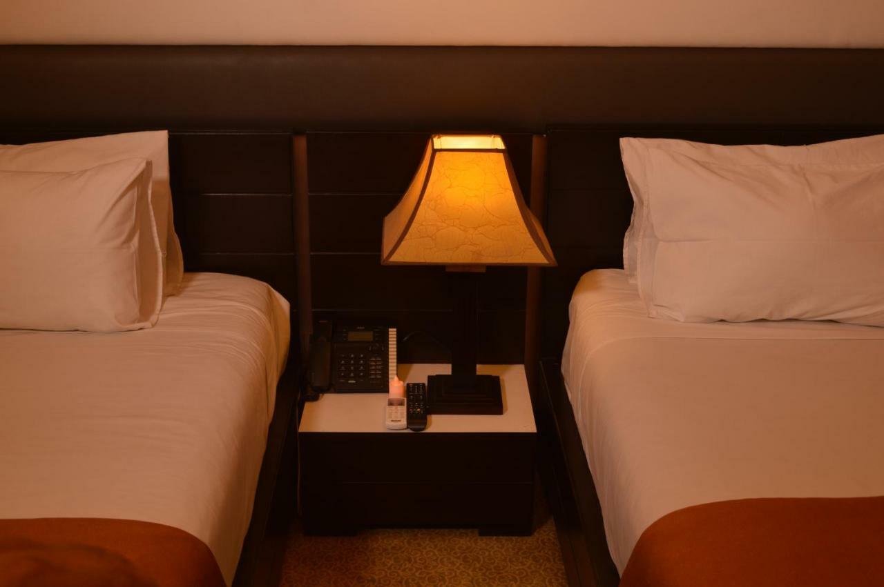 Fort Continental Hotel Peshawar Eksteriør billede